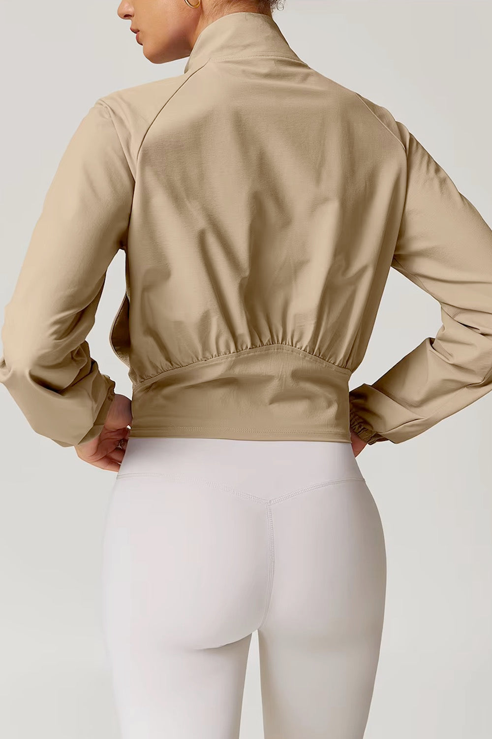 AeroFlow Training Jacket Beige