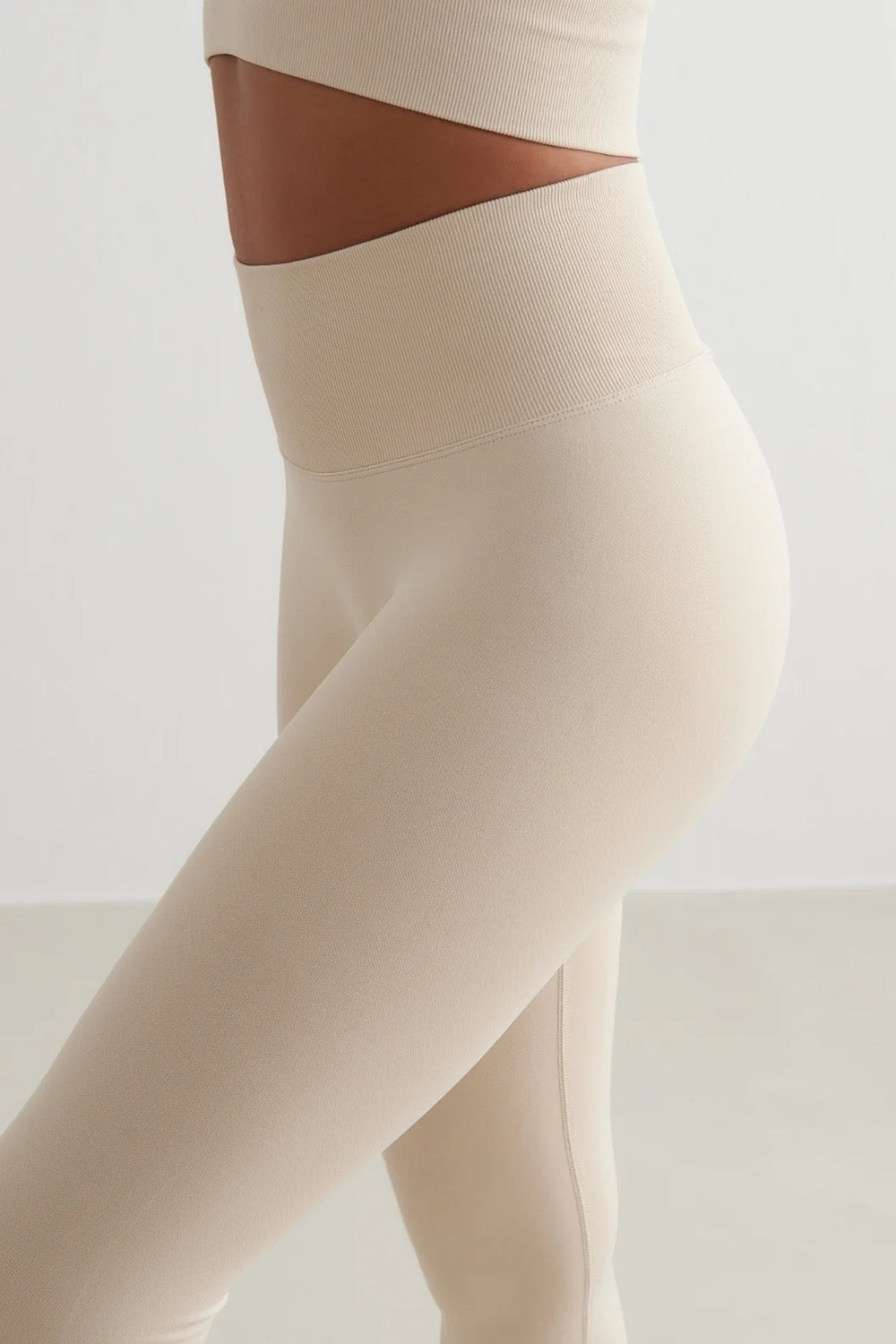 Clay Shape Seamless Tights