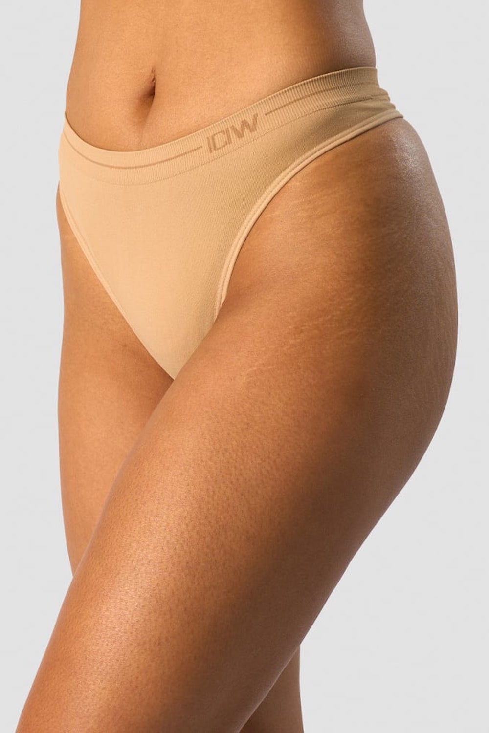 Everyday Seamless Thong 2-pack Almond