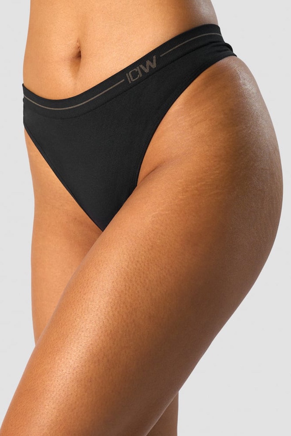 Everyday Seamless Thong 2-pack Black/White